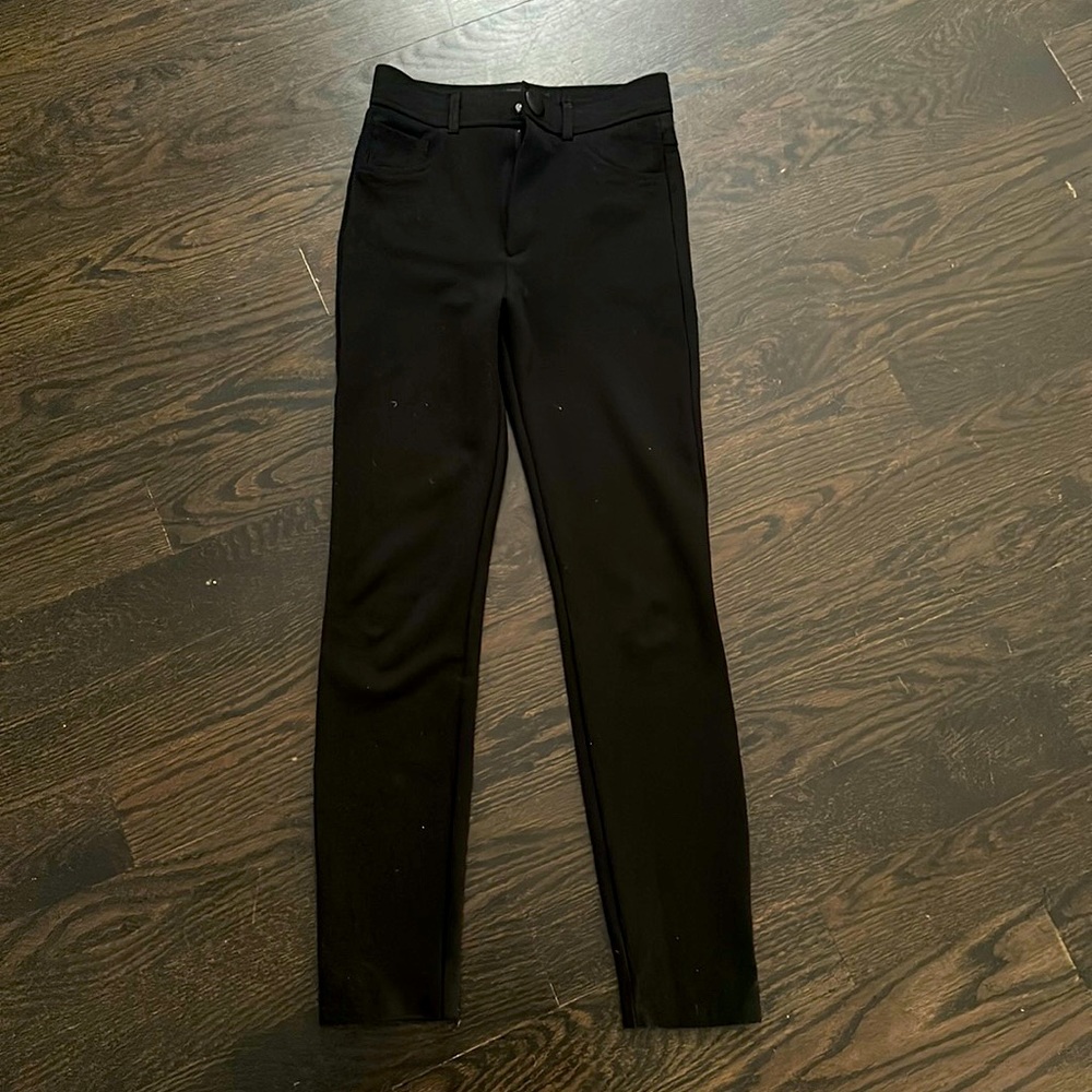 Zara black leggings​ pants with zip closure and button